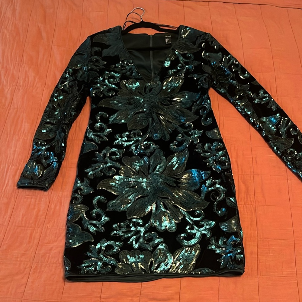 Emerald Green Velvet/Sequin Mini Dress
